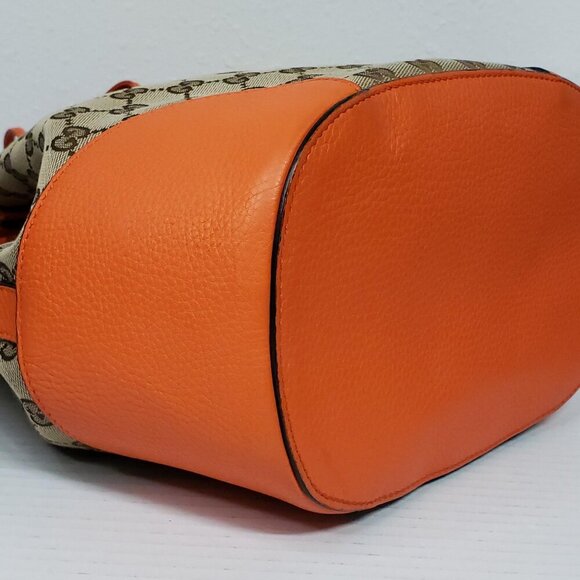 Gucci Bucket GG Canvas Medium Shoulder Bag 530-101025 - Picture 9 of 14